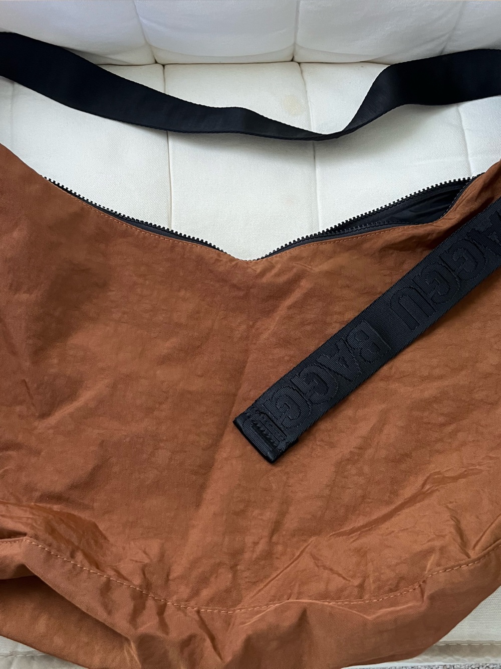 Large Baggu Crossbody Tote Bag with Black Strap